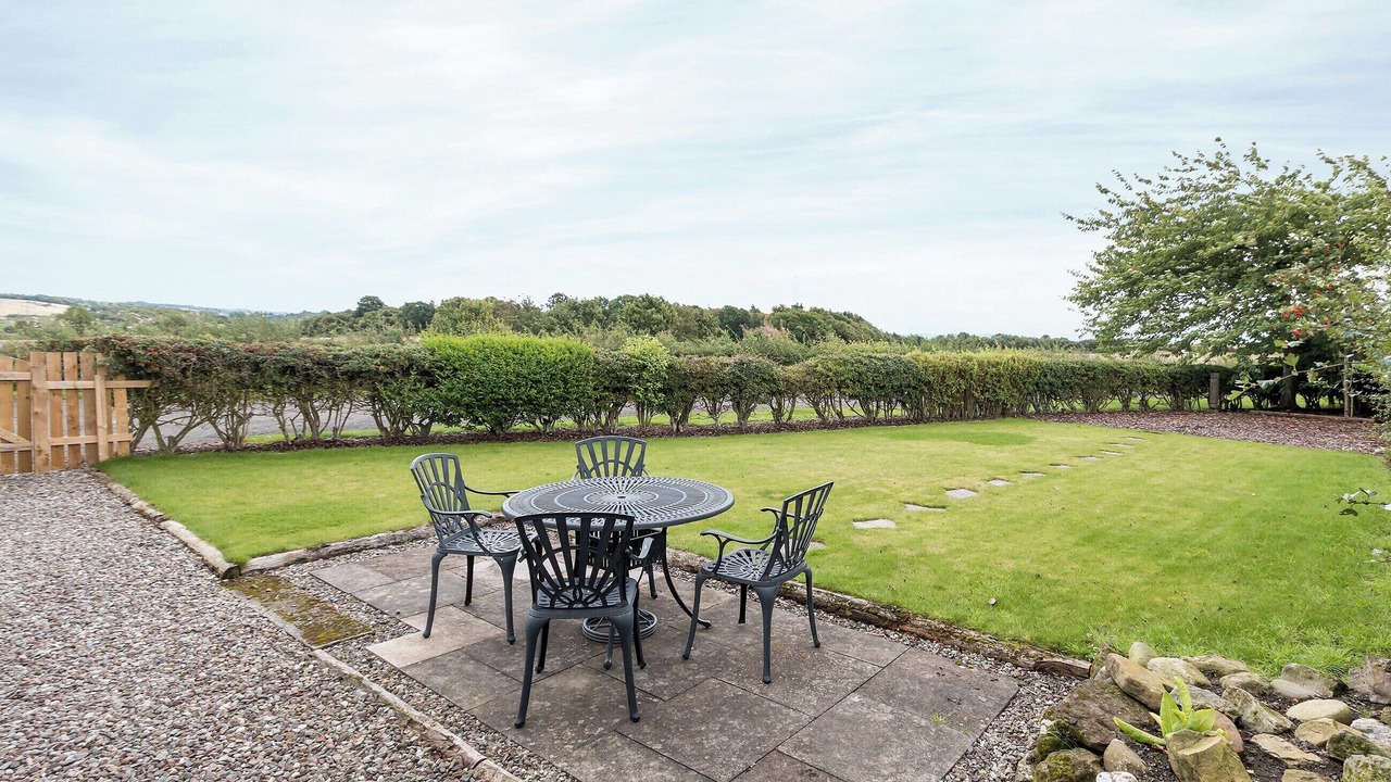 Photo of Outdoor in Airth