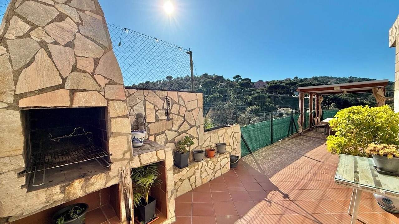 Photo of Patio Balcony in Mont Barbat
