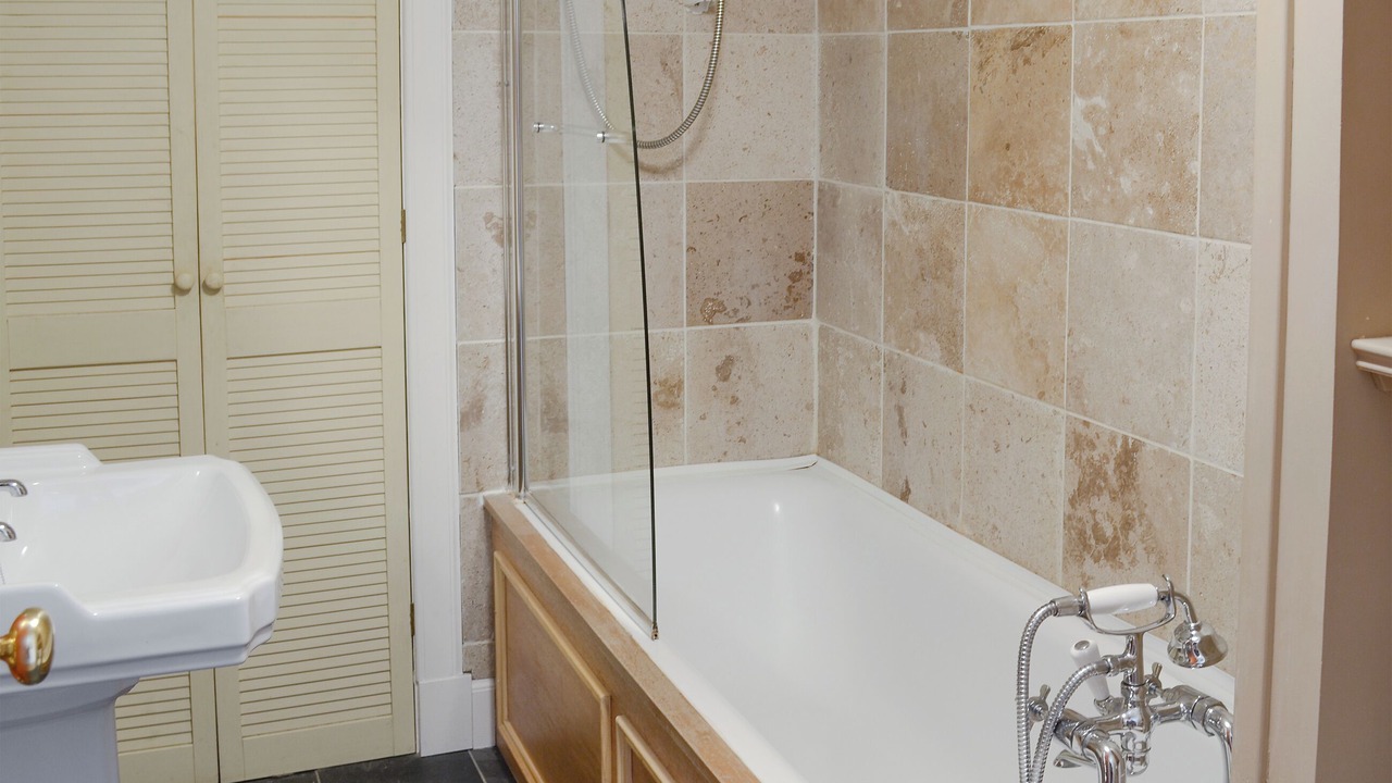 Photo of Bathroom in Rogart