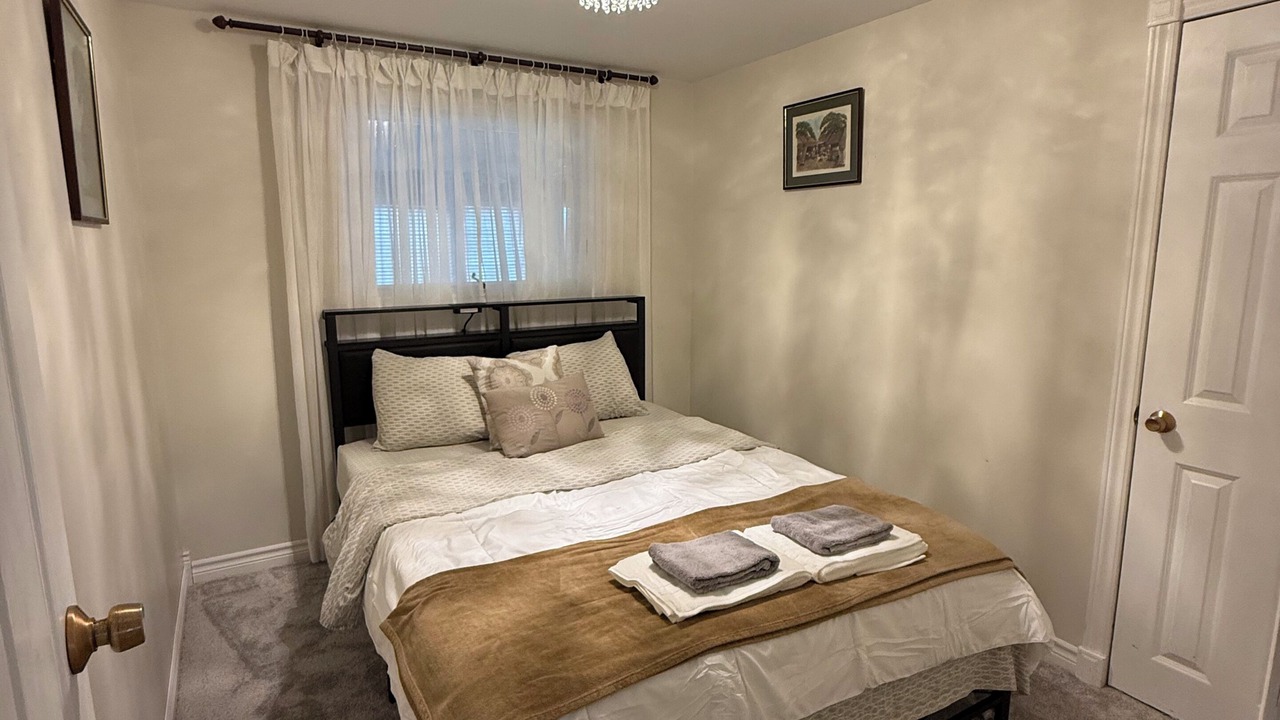 Photo of Bedroom in Wheatley