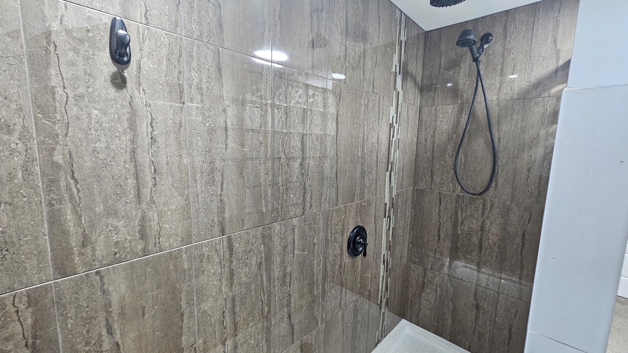Photo of Bathroom in Amherstview