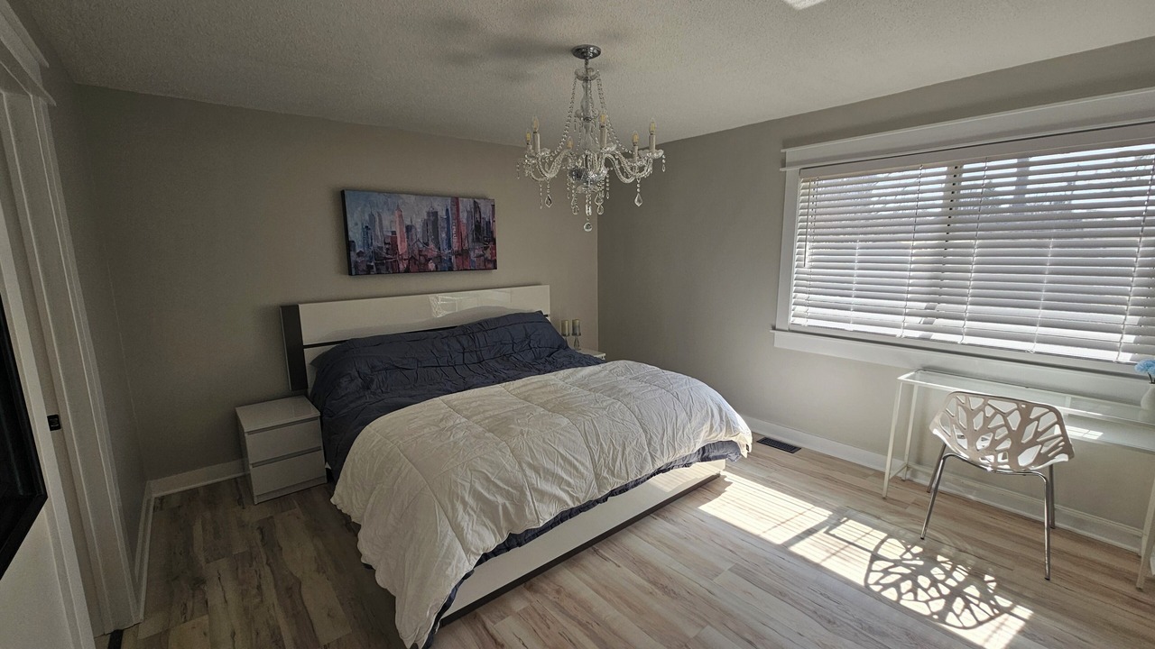 Photo of Bedroom in Amherstview