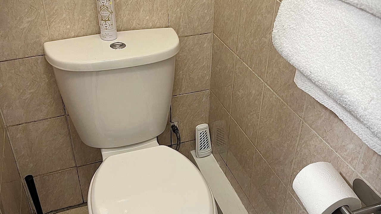 Photo of Bathroom in Newham