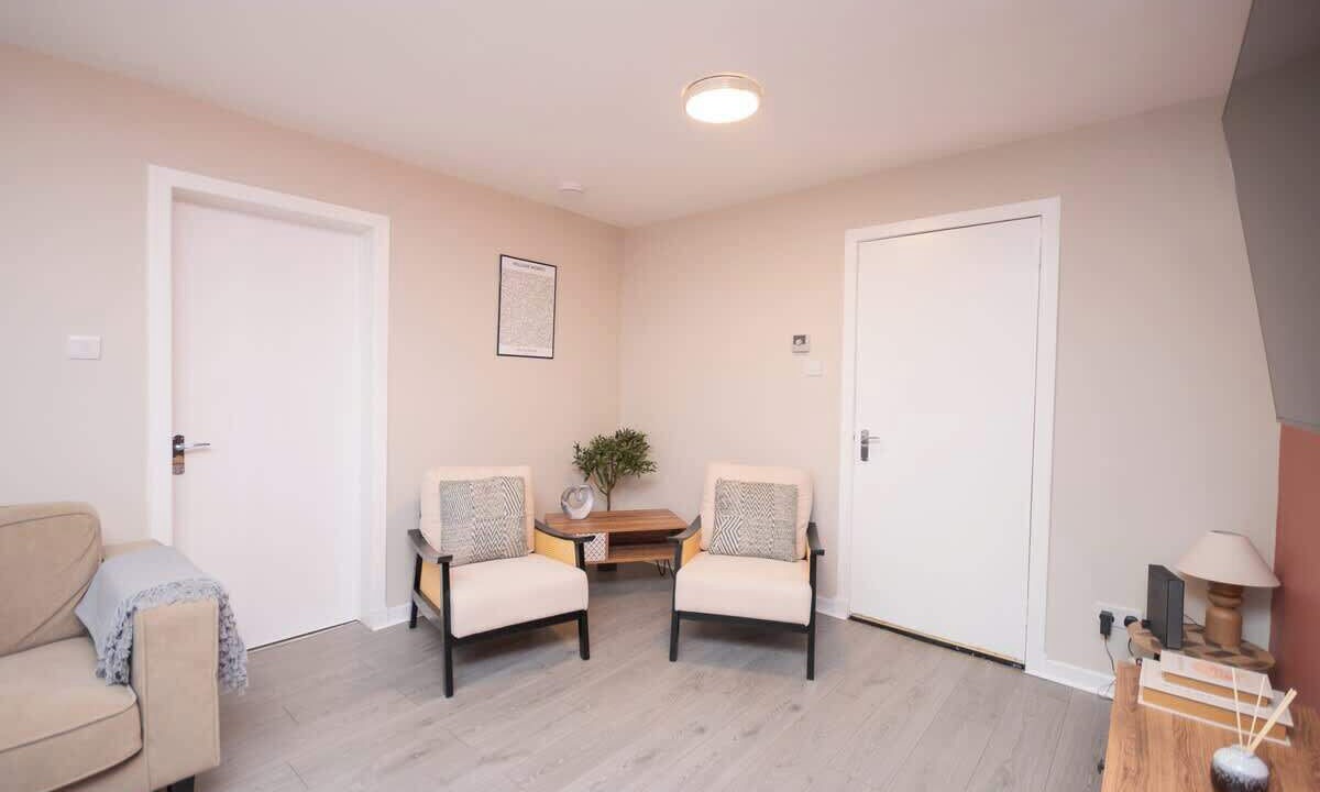 Photo of Livingroom in Motherwell
