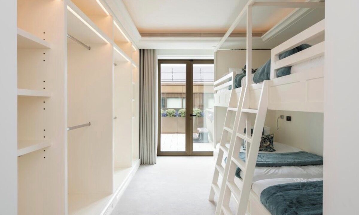 Photo of Bedroom in Mayfair