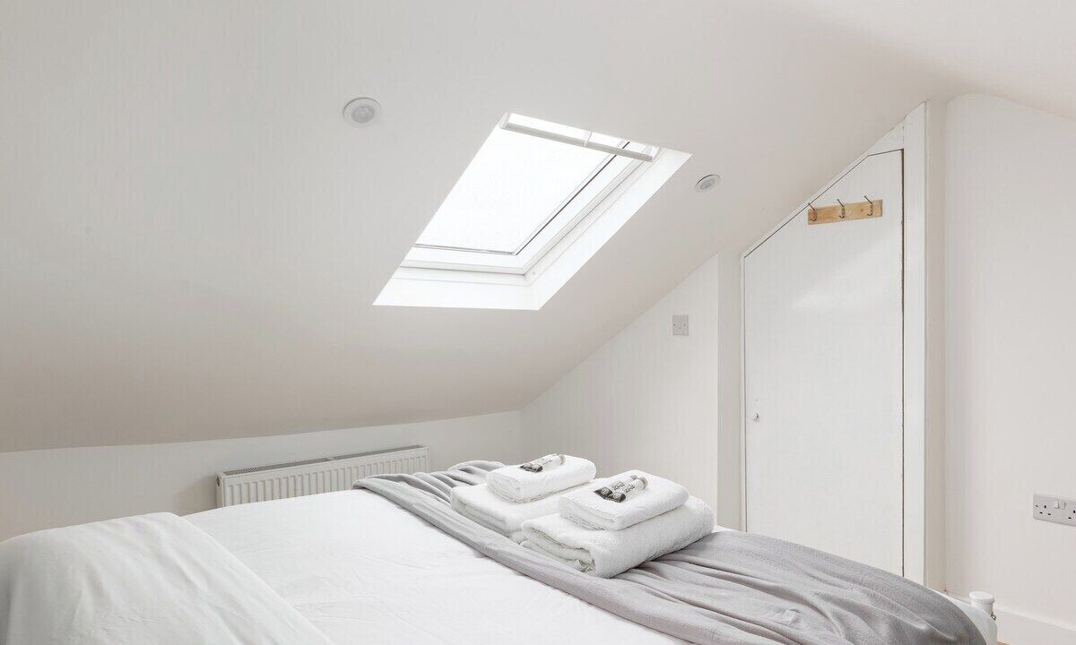 Photo of Bedroom in Seven Kings