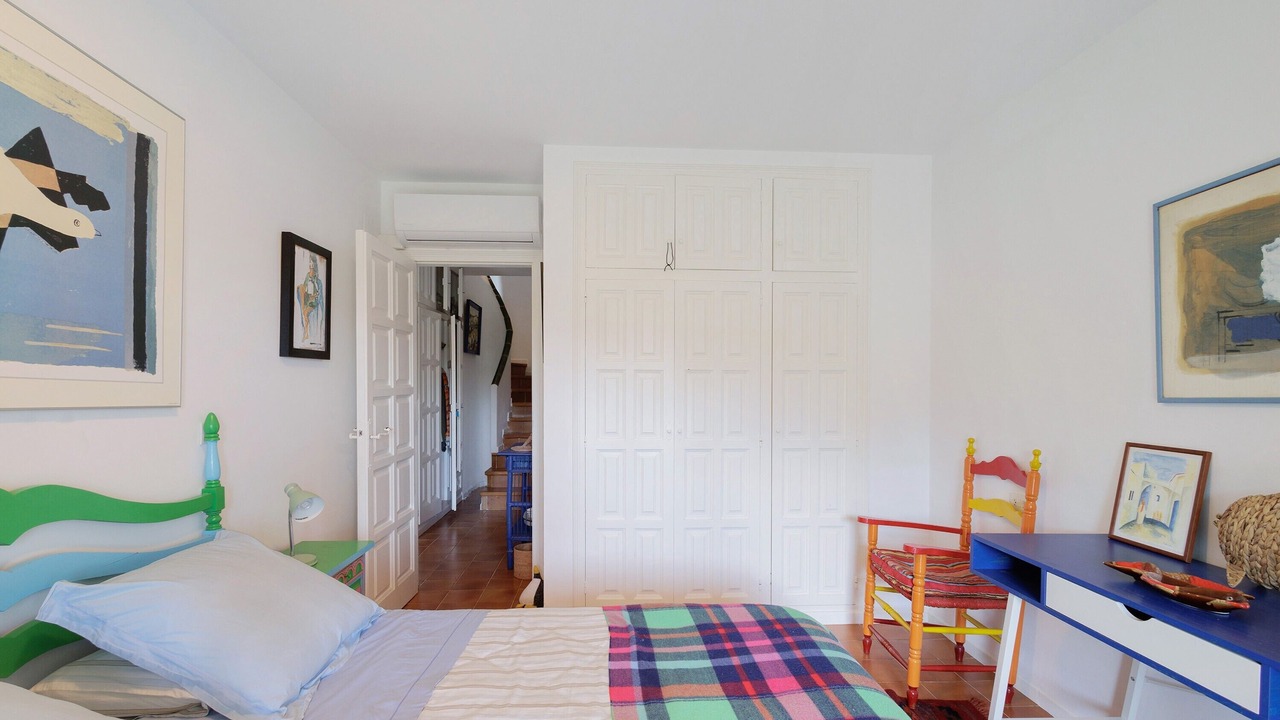 Photo of Bedroom in Pals
