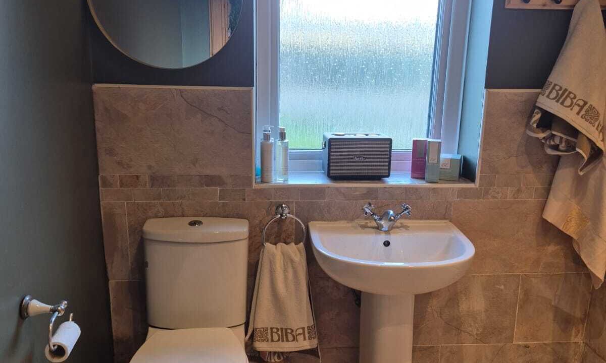 Photo of Bathroom in Paisley