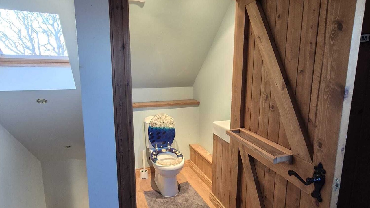 Photo of Bathroom in Paisley