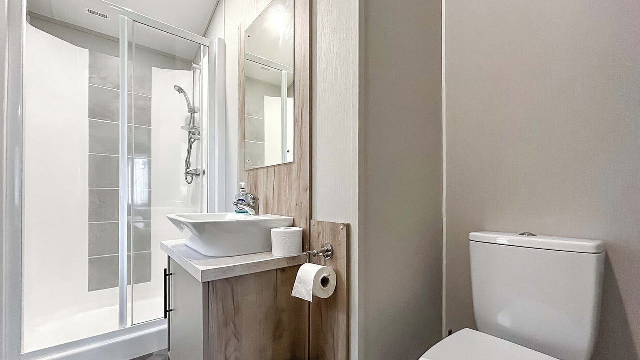 Photo of Bathroom in Wemyss Bay