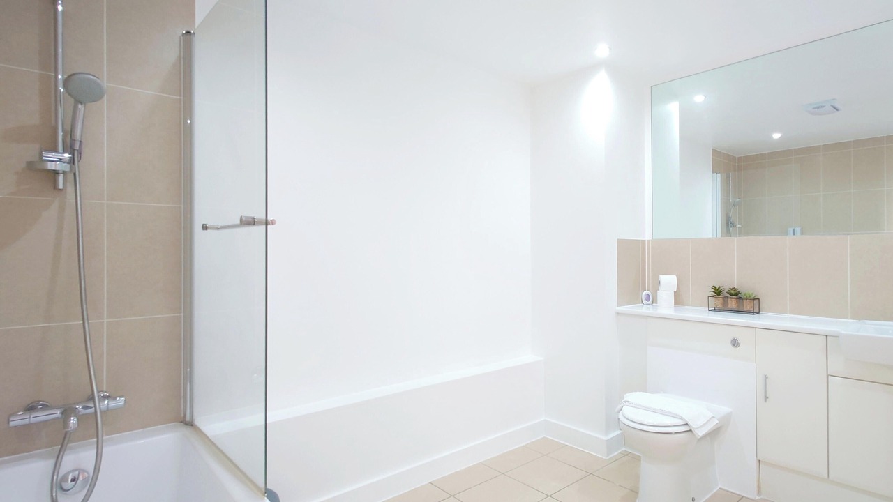 Photo of Bathroom in Newham