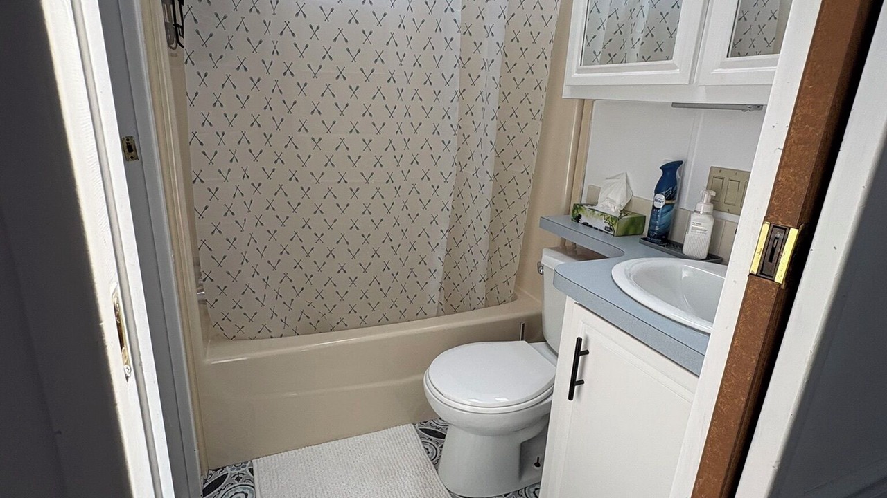 Photo of Bathroom in Sherkston