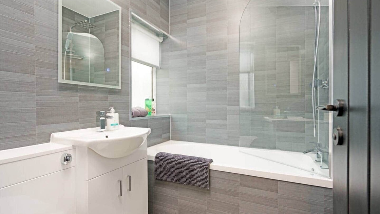 Photo of Bathroom in Hillington