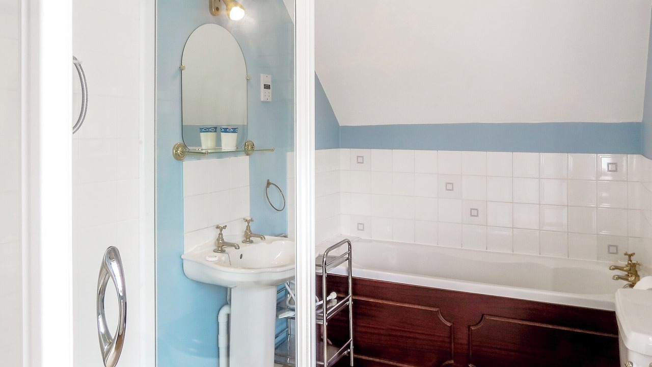 Photo of Bathroom in Thorpeness