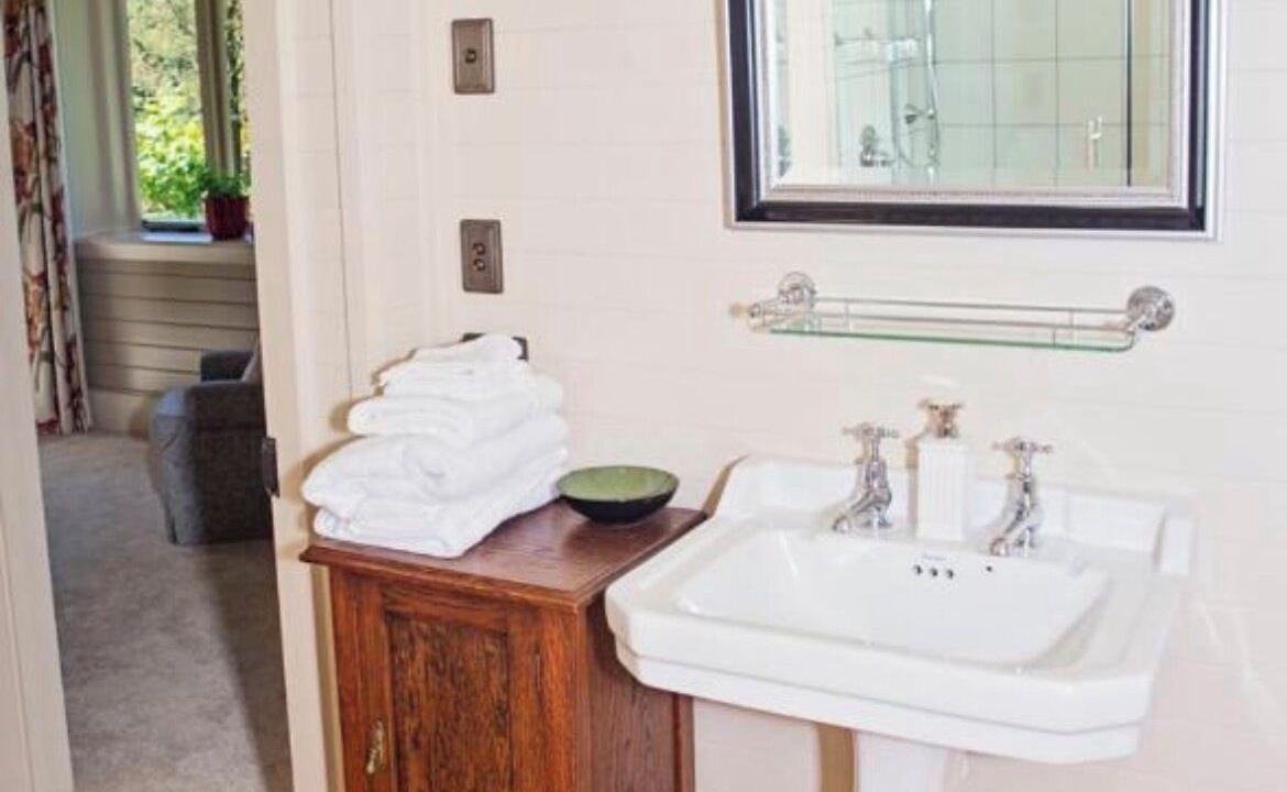 Photo of Bathroom in Ferniehurst