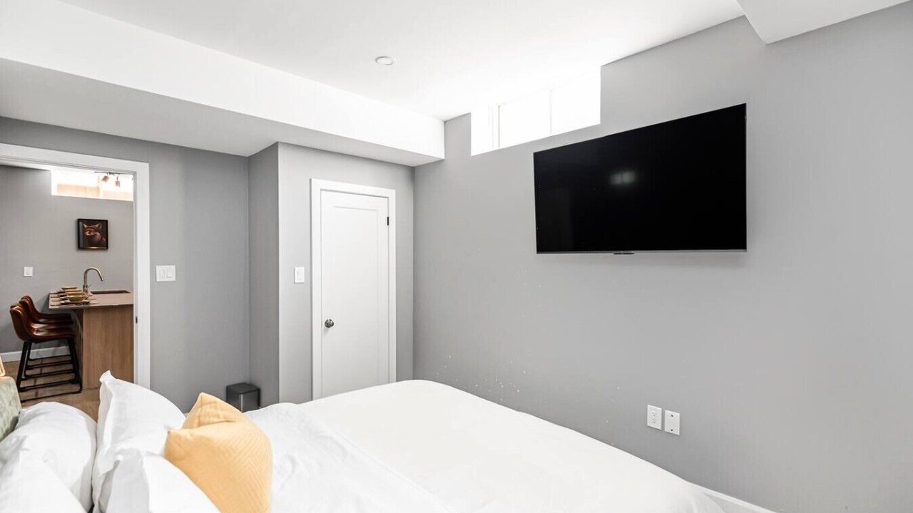 Photo of Bedroom in Hamilton