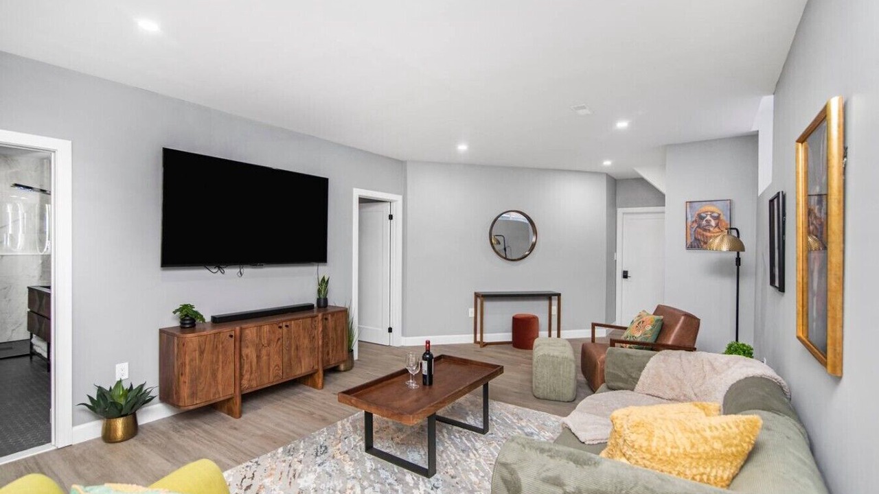 Photo of Livingroom in Hamilton