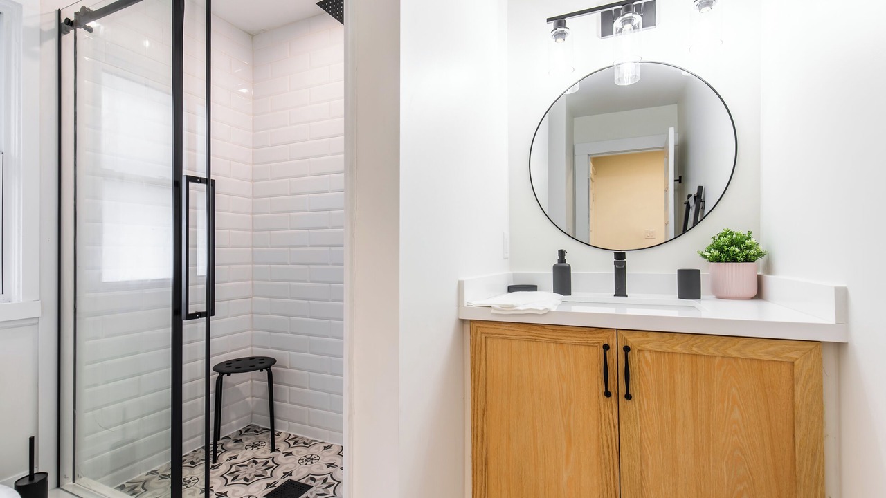 Photo of Bathroom in Niagara Falls