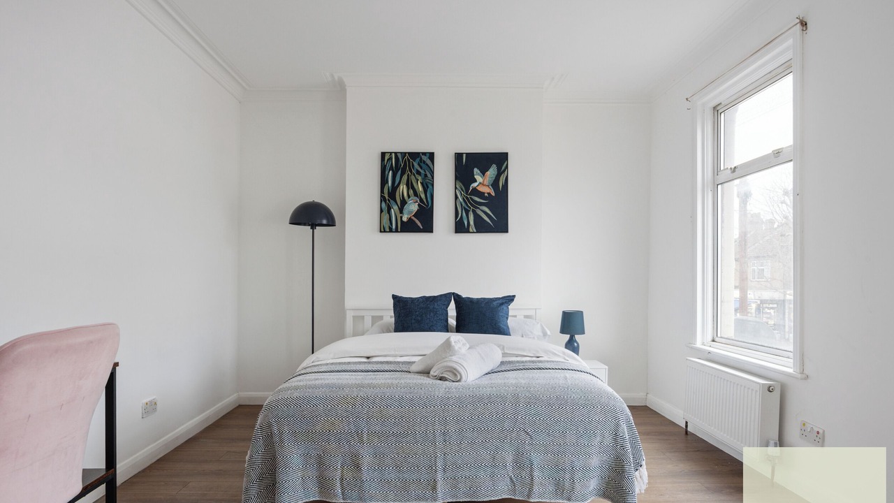Photo of Bedroom in Green Street East