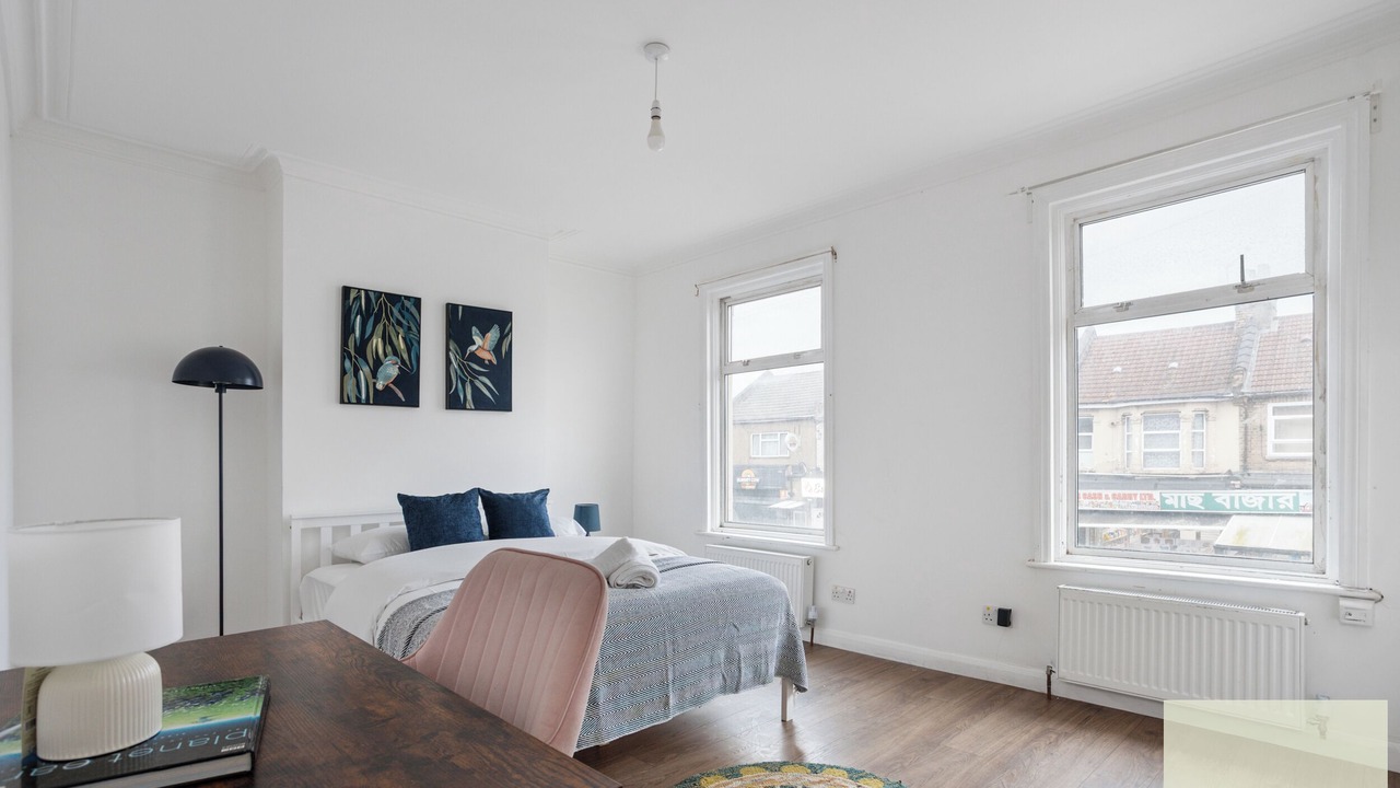 Photo of Bedroom in Green Street East