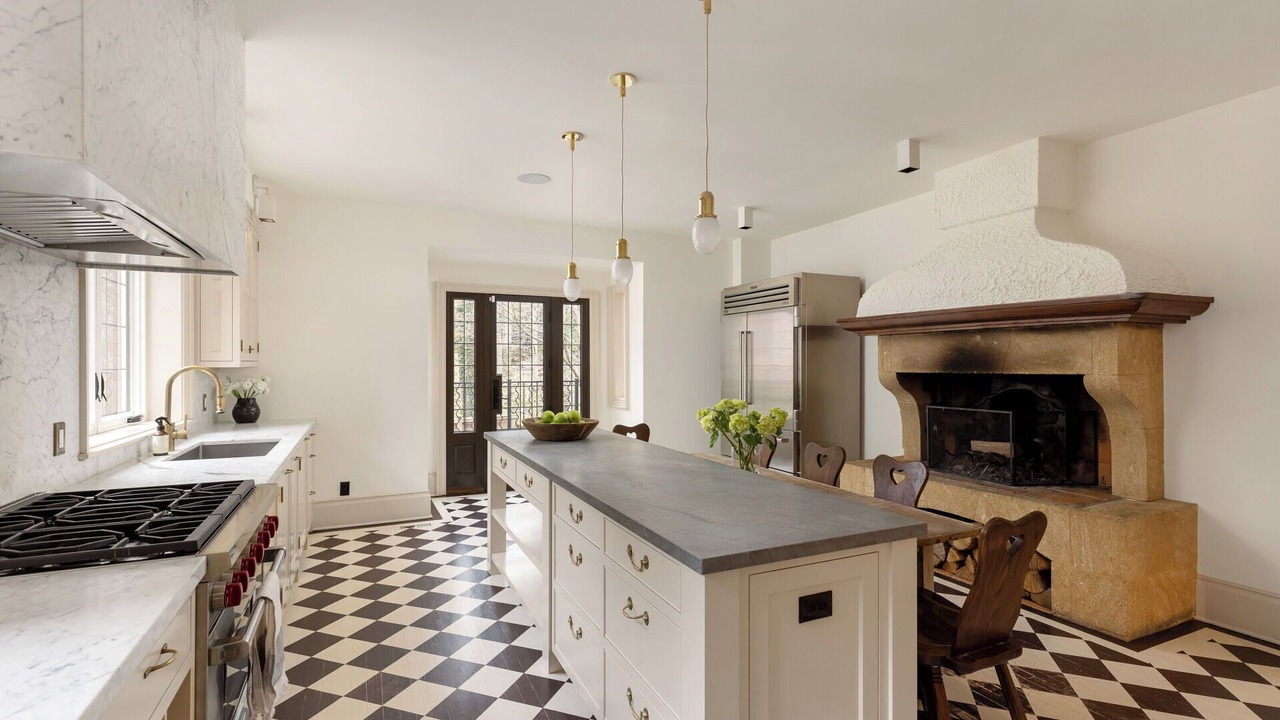 Photo of Kitchen in North Toronto