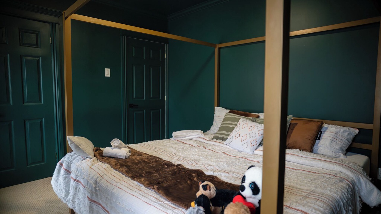 Photo of Bedroom in Thorold