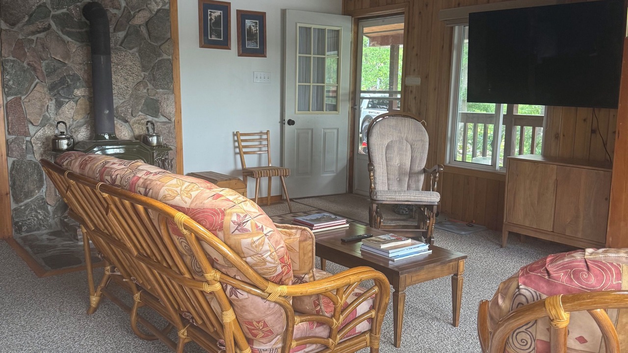 Photo of Livingroom in North Kawartha