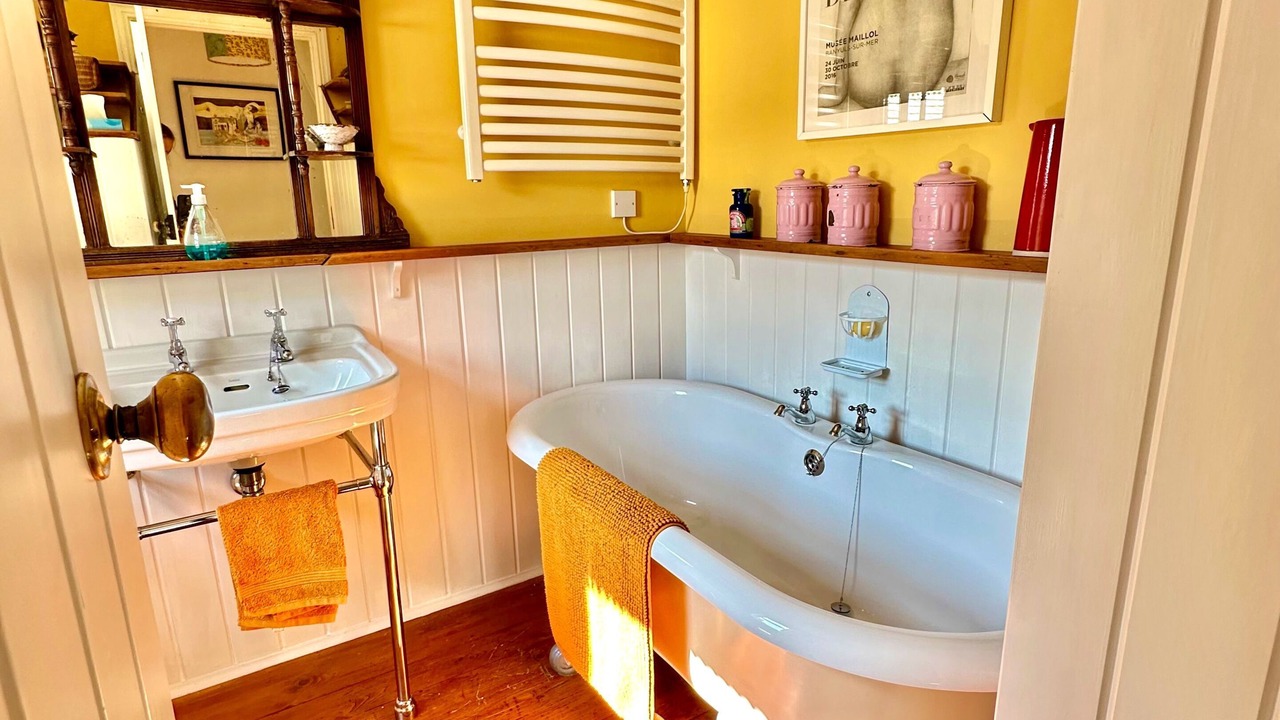 Photo of Bathroom in Inveraray