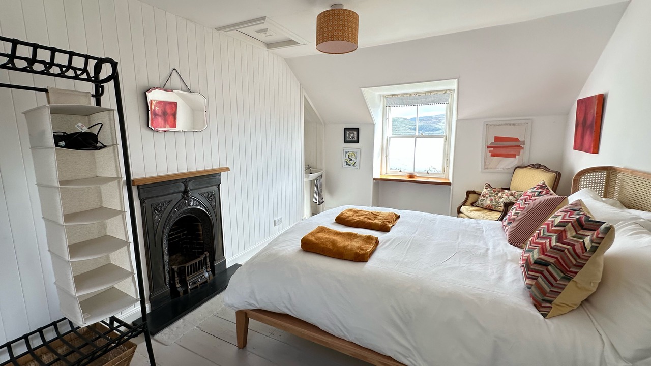 Photo of Bedroom in Inveraray