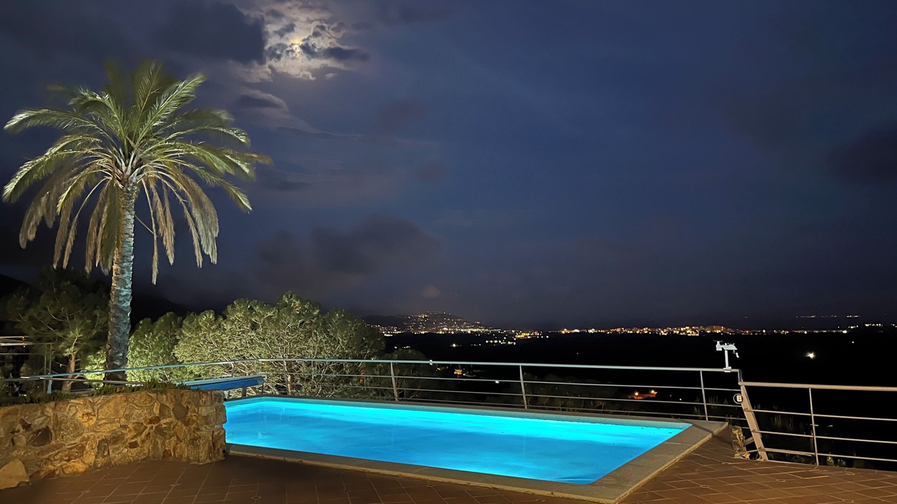 Photo of Outdoor in Palau-Saverdera