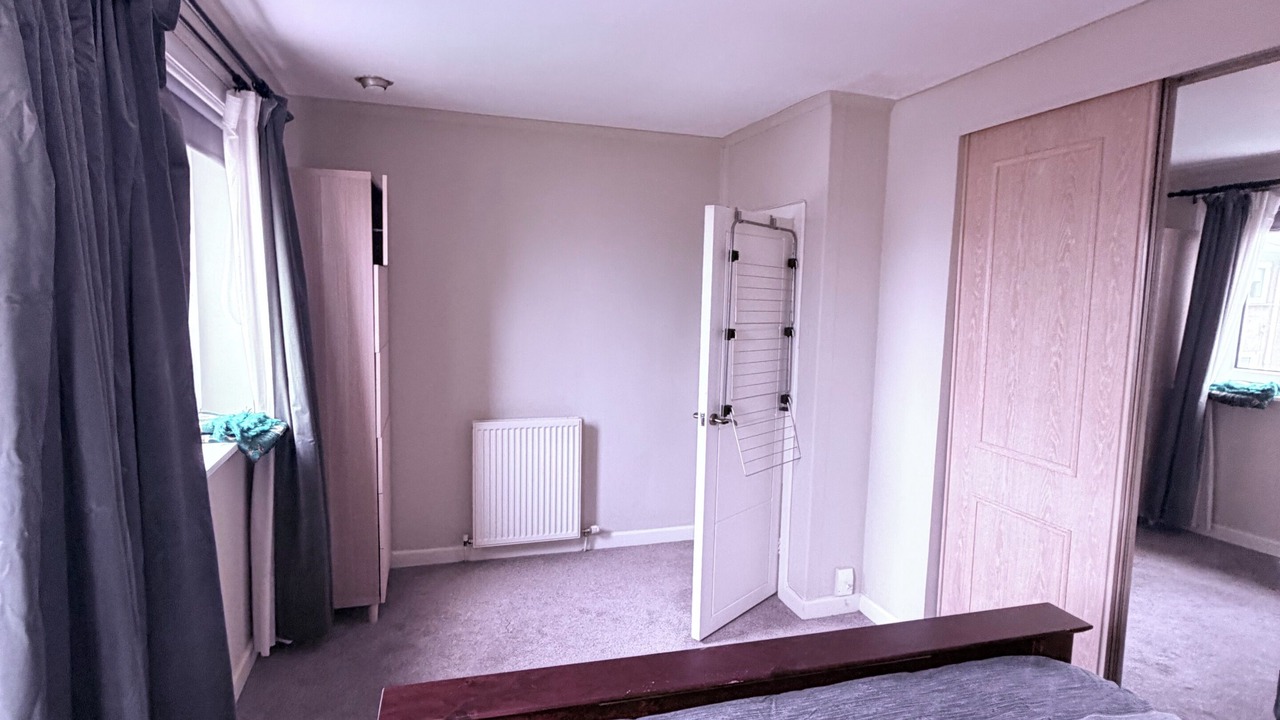 Photo of Bedroom in Shawlands
