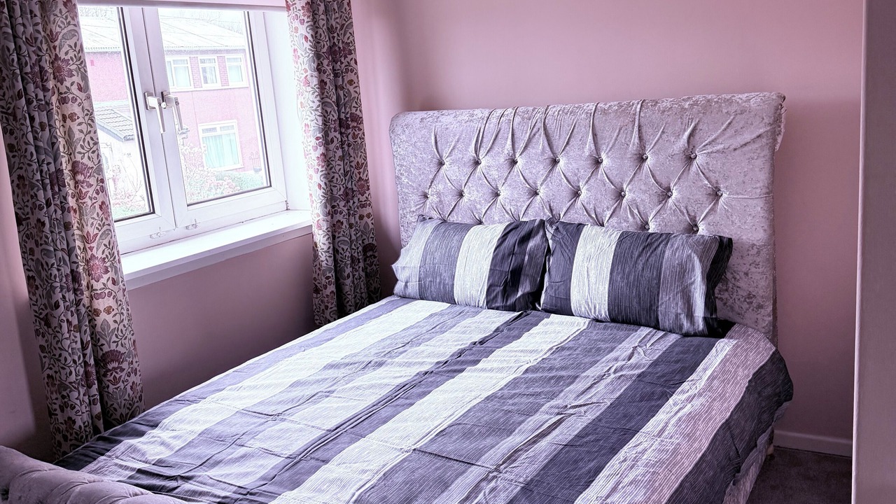 Photo of Bedroom in Shawlands
