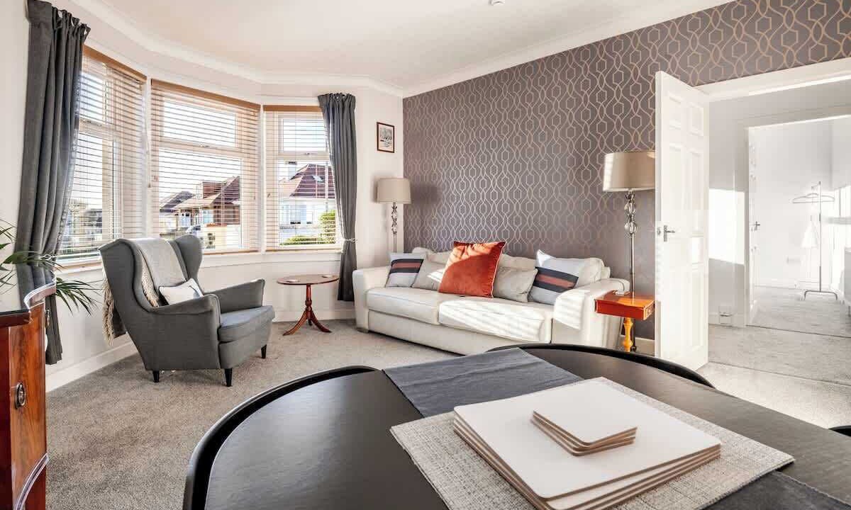 Photo of Livingroom in Largs