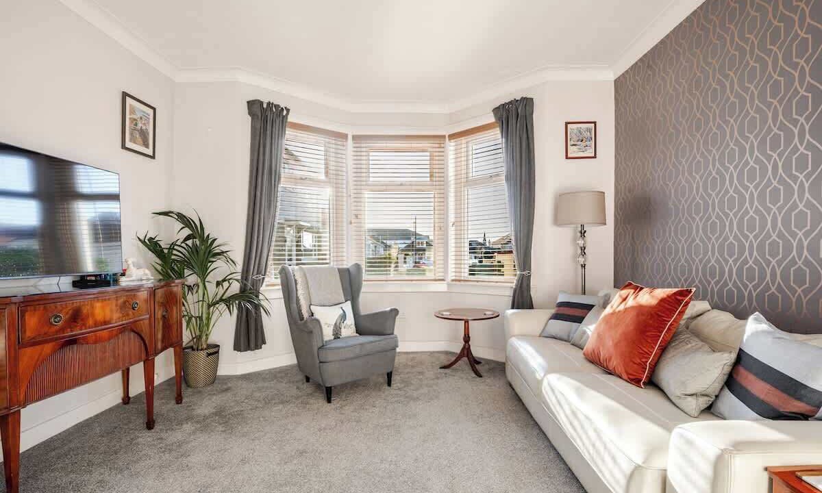 Photo of Livingroom in Largs