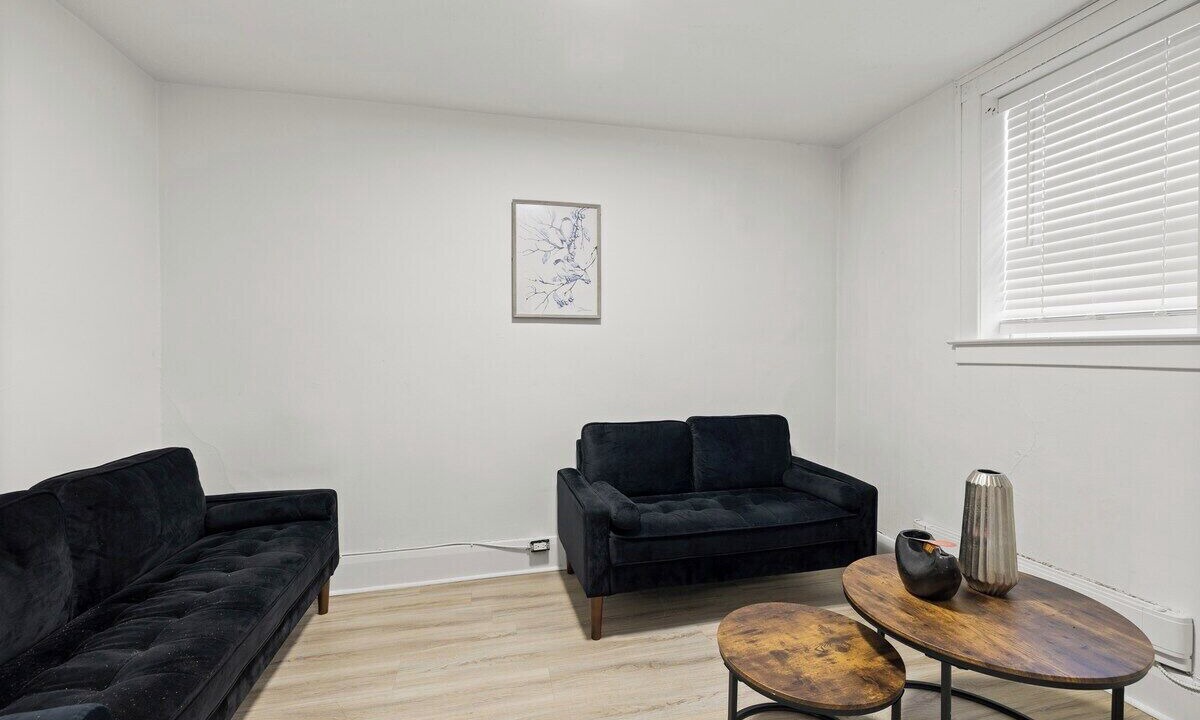 Photo of Livingroom in Bridgeview