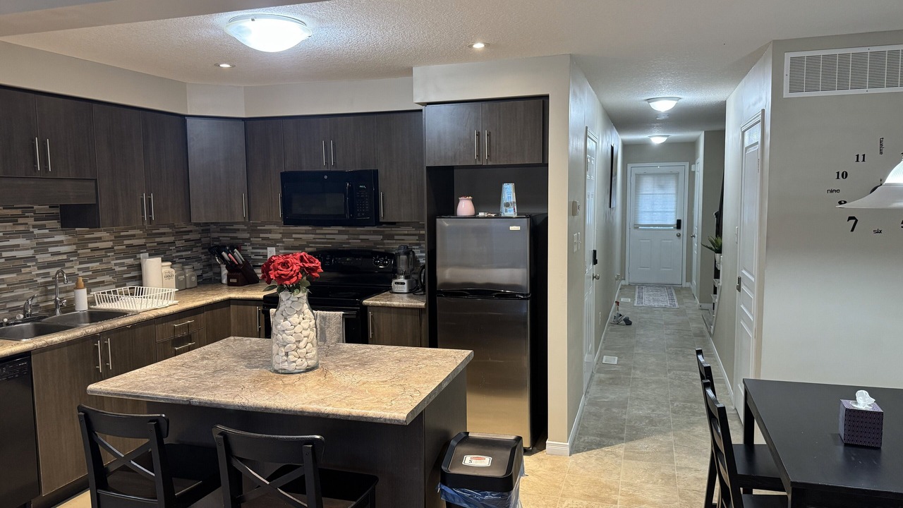 Photo of Kitchen in Grand River South