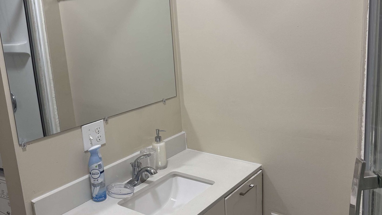 Photo of Bathroom in Grand River South