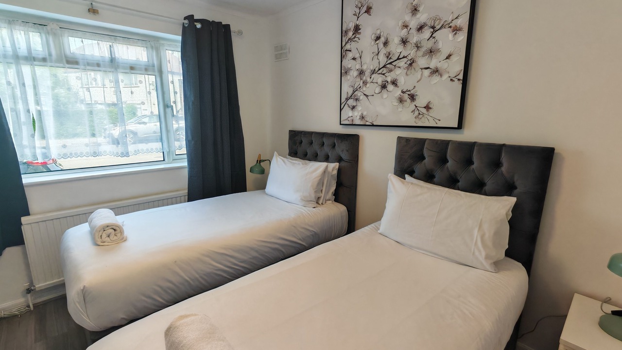 Photo of Bedroom in Borehamwood