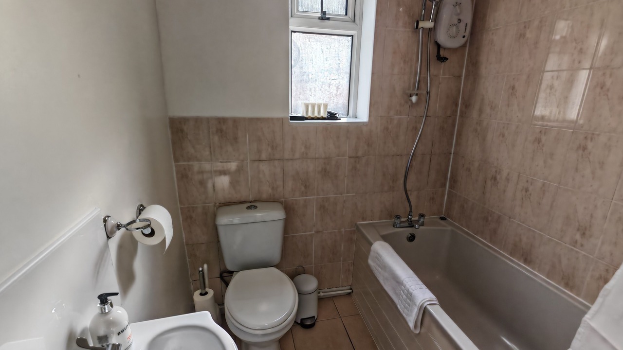 Photo of Bathroom in Borehamwood