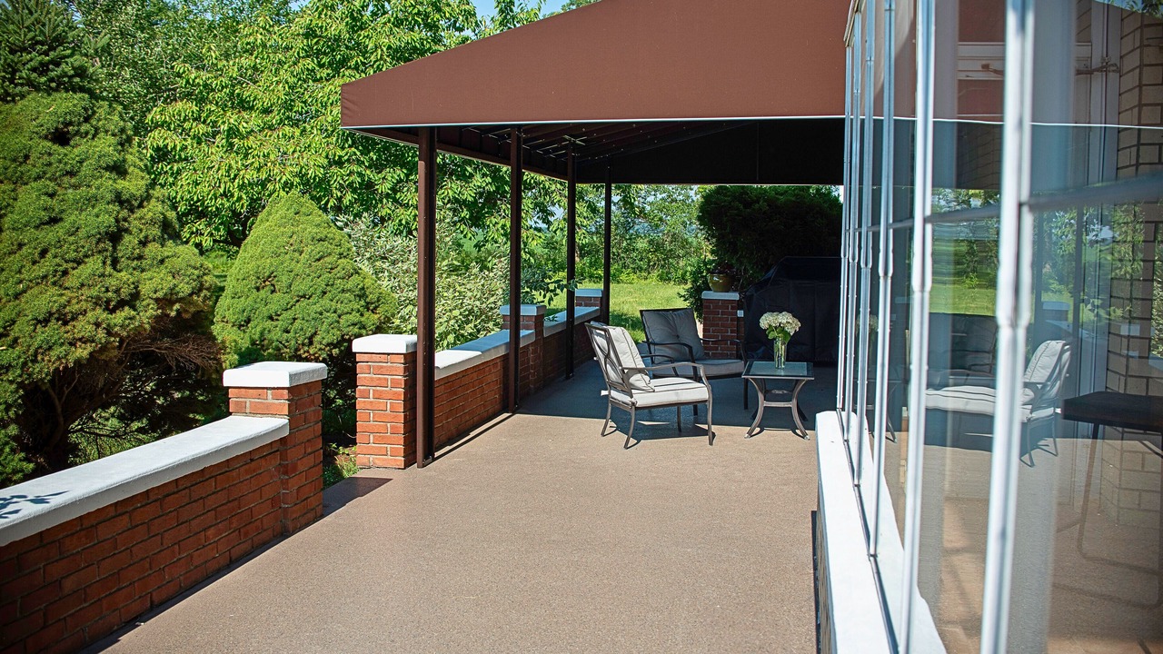 Photo of Patio Balcony in Lakeshore