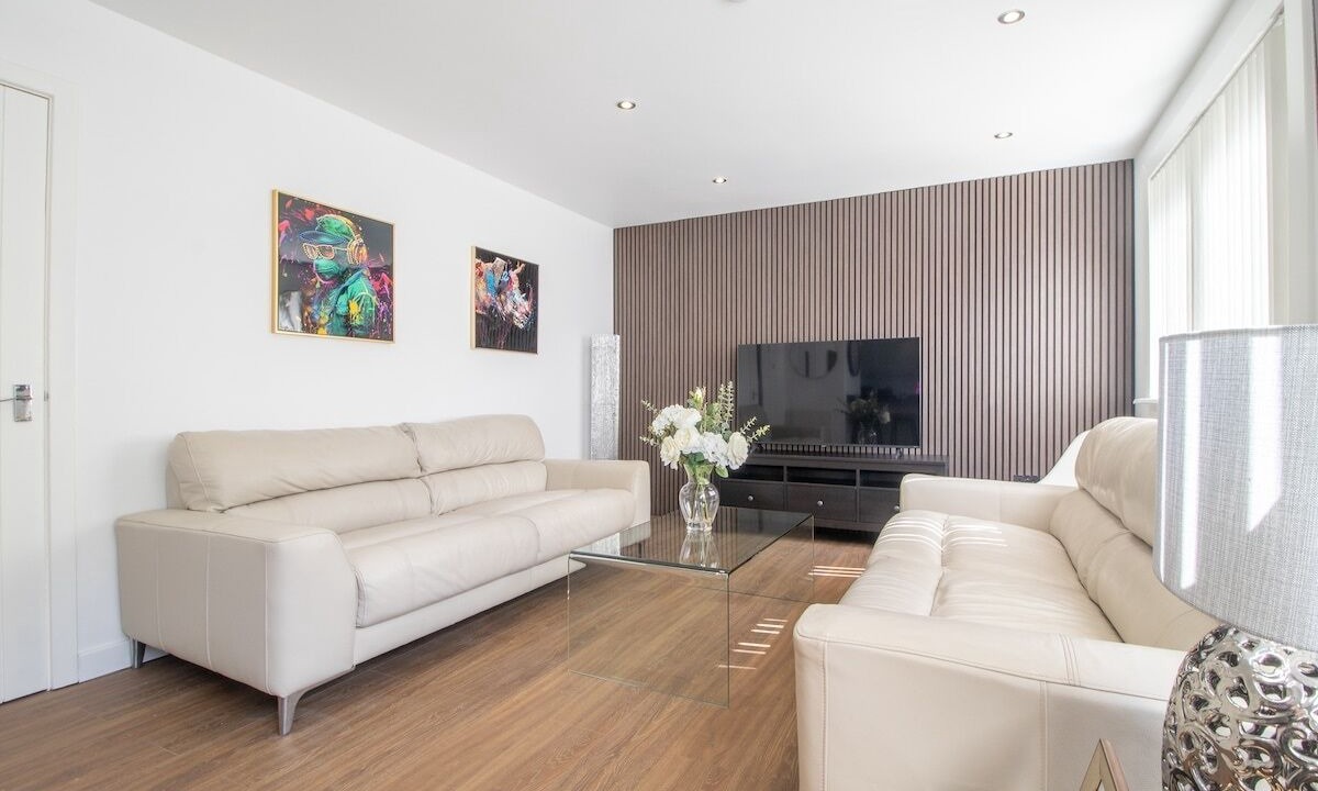 Photo of Livingroom in Airdrie