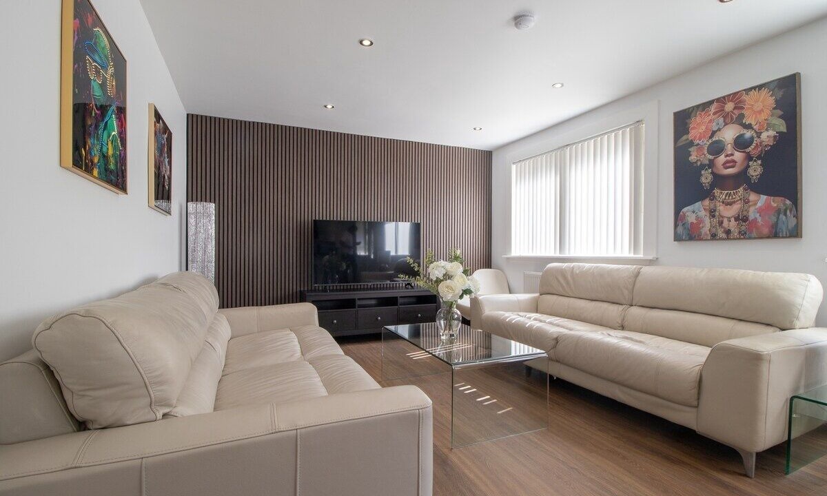 Photo of Livingroom in Airdrie