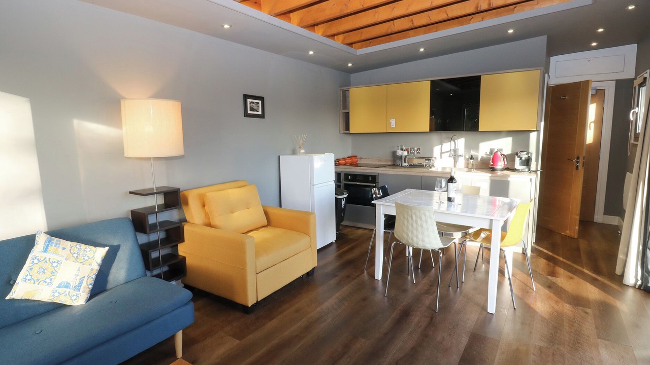 Photo of Livingroom in Honley