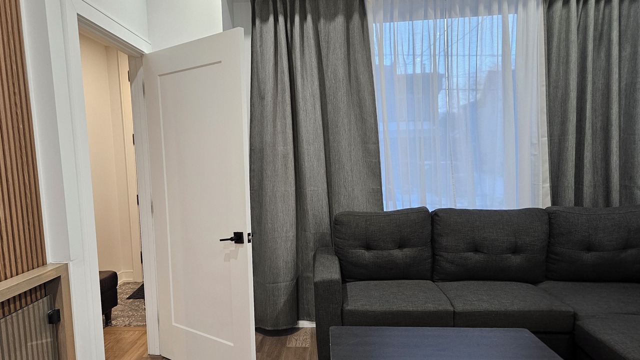 Photo of Livingroom in Old East York