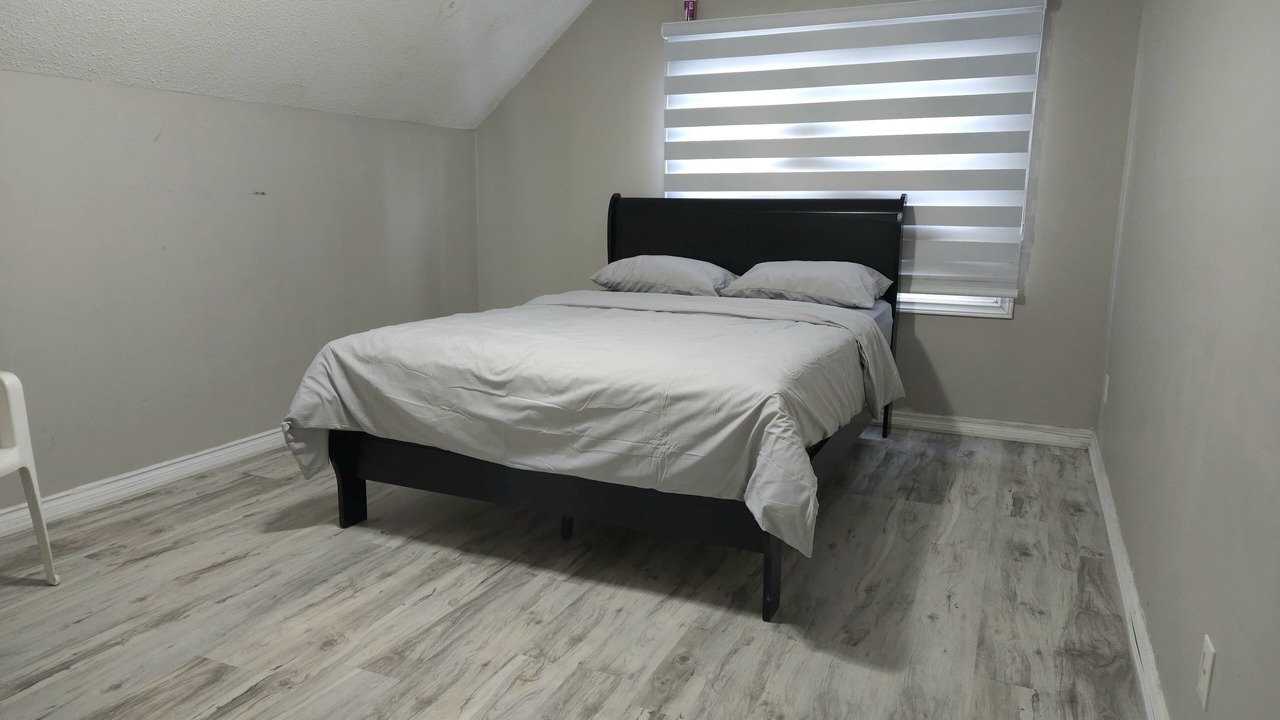 Photo of Bedroom in Hamilton