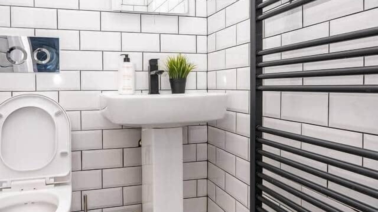 Photo of Bathroom in Glasgow Westend