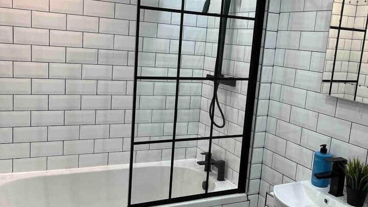 Photo of Bathroom in Glasgow Westend