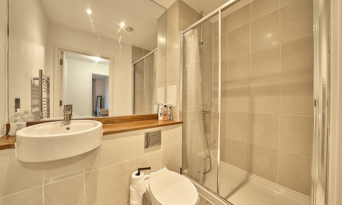 Photo of Bathroom in Stratford and New Town