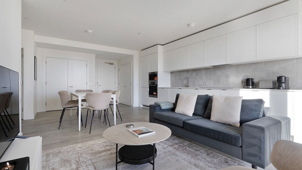 Photo of Livingroom in Stratford and New Town