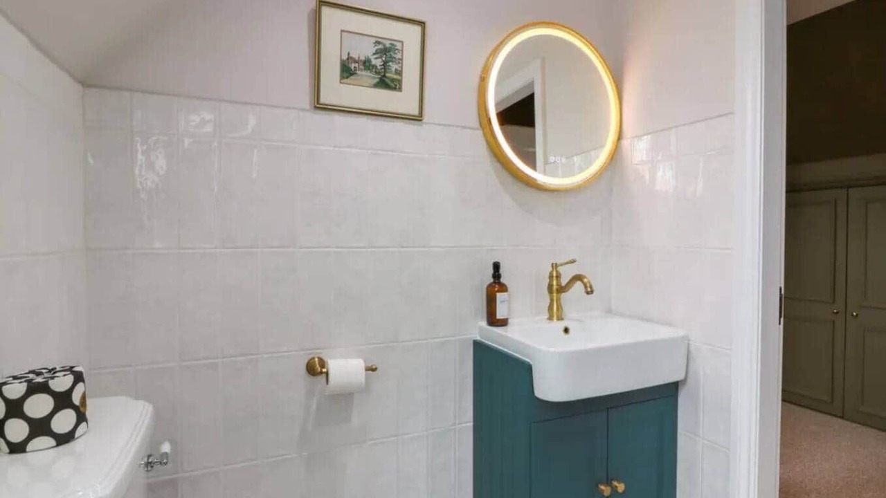 Photo of Bathroom in Gatehouse-of-Fleet